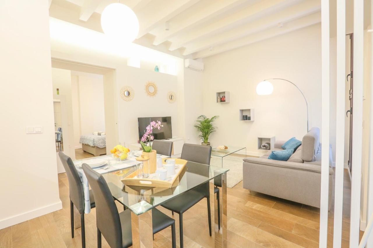 T&L Triana Loft - Just Like At Home Sevilla Bagian luar foto